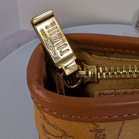 Alviero Martini 1A Classe Geo Classic World Map Zip-Top Tote Bag - Picture 6 of 13